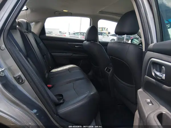 1N4AL3APXHC476913 2017 NISSAN ALTIMA - Image 8