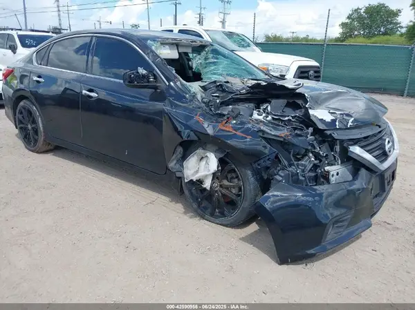 1N4AL3APXHC478435 2017 NISSAN ALTIMA - Image 1