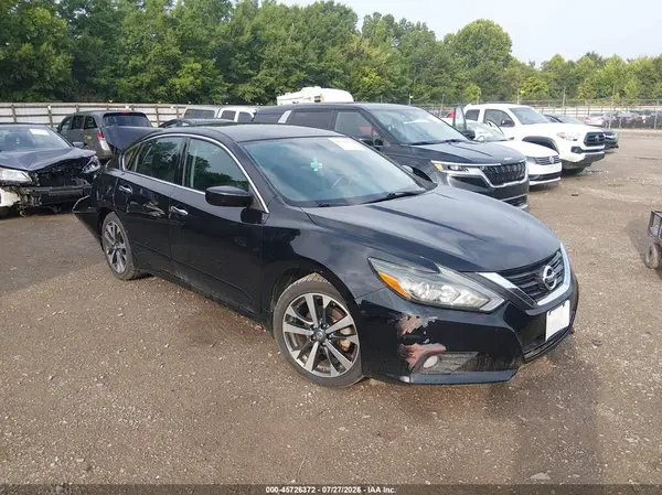 1N4AL3APXHC480637 2017 NISSAN ALTIMA - Image 1