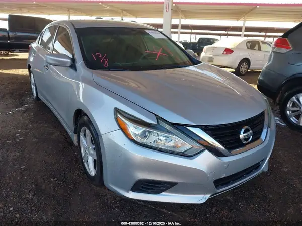 1N4AL3APXHC482212 2017 NISSAN ALTIMA - Image 1