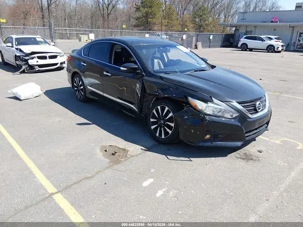 1N4AL3APXHC483182 2017 NISSAN ALTIMA - Image 1