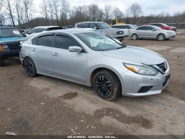 1N4AL3APXHC486583 2017 NISSAN ALTIMA - Image 1