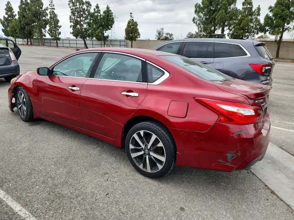 1N4AL3APXHC494652 2017 NISSAN ALTIMA - Image 2