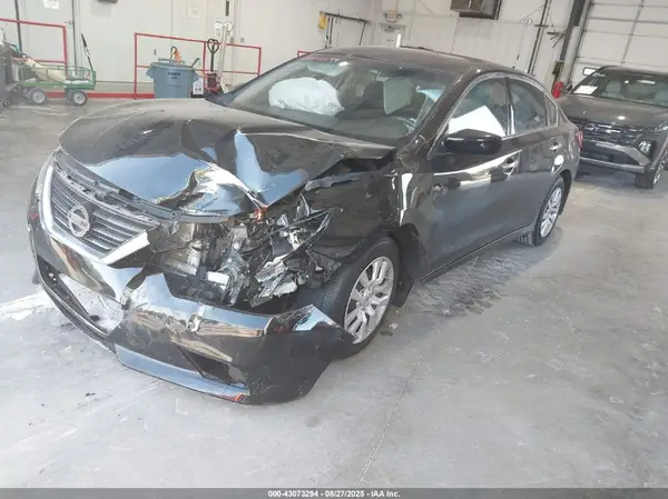 1N4AL3APXHC495638 2017 NISSAN ALTIMA - Image 2