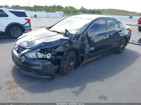 1N4AL3APXHN314445 2017 NISSAN ALTIMA - Image 2