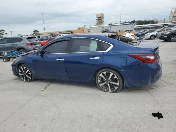 1N4AL3APXHN317975 2017 NISSAN ALTIMA - Image 2
