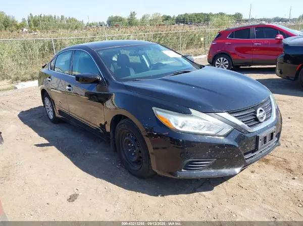 1N4AL3APXHN333898 2017 NISSAN ALTIMA - Image 1
