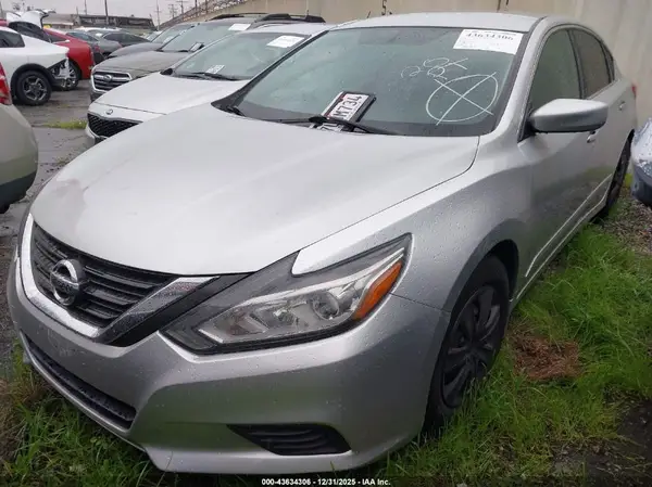 1N4AL3APXHN334405 2017 NISSAN ALTIMA - Image 2
