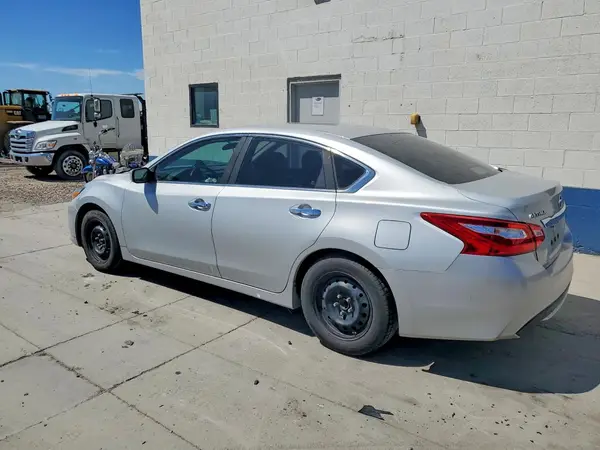 1N4AL3APXHN334730 2017 NISSAN ALTIMA - Image 2
