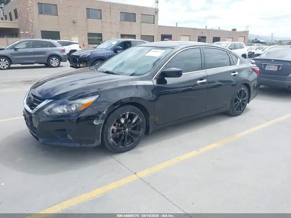 1N4AL3APXHN336753 2017 NISSAN ALTIMA - Image 2