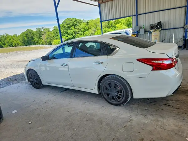 1N4AL3APXHN346697 2017 NISSAN ALTIMA - Image 2