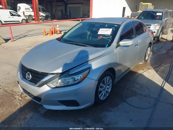 1N4AL3APXHN346926 2017 NISSAN ALTIMA - Image 2