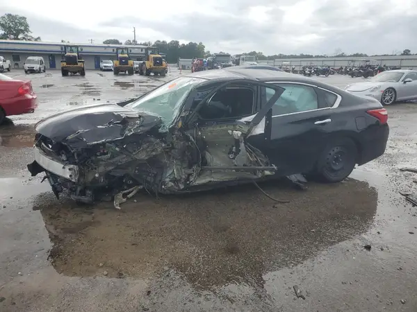 1N4AL3APXHN348675 2017 NISSAN ALTIMA - Image 1