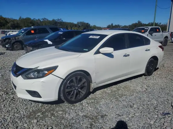 1N4AL3APXHN353522 2017 NISSAN ALTIMA - Image 1