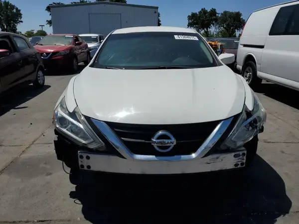 1N4AL3APXHN354976 2017 NISSAN ALTIMA - Image 2