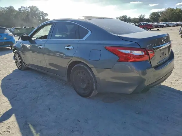 1N4AL3APXHN360549 2017 NISSAN ALTIMA - Image 2