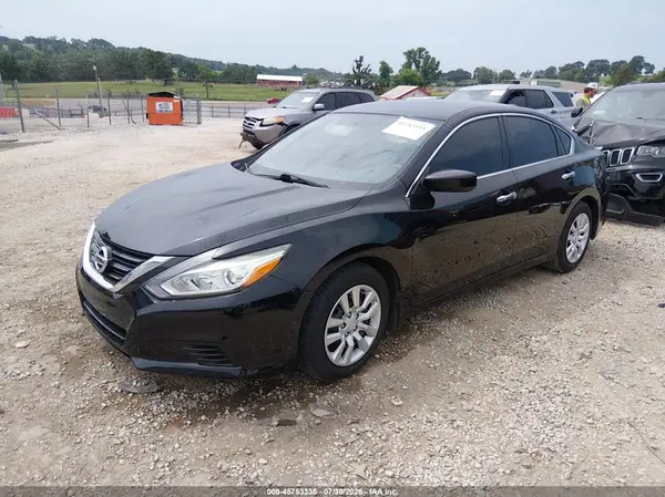 1N4AL3APXHN360681 2017 NISSAN ALTIMA - Image 2