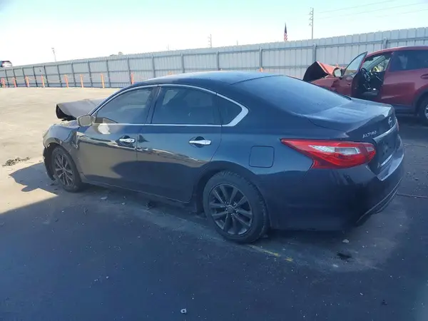 1N4AL3APXHN363208 2017 NISSAN ALTIMA - Image 2