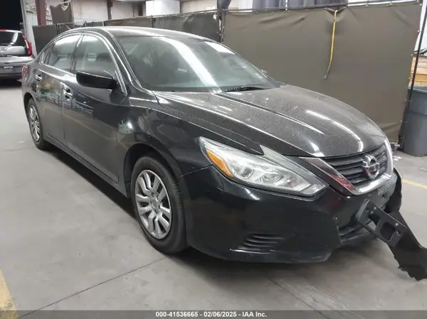 1N4AL3APXHN365329 2017 NISSAN ALTIMA - Image 1