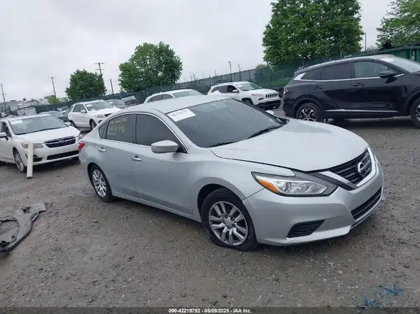 1N4AL3APXHN365430 2017 NISSAN ALTIMA - Image 1