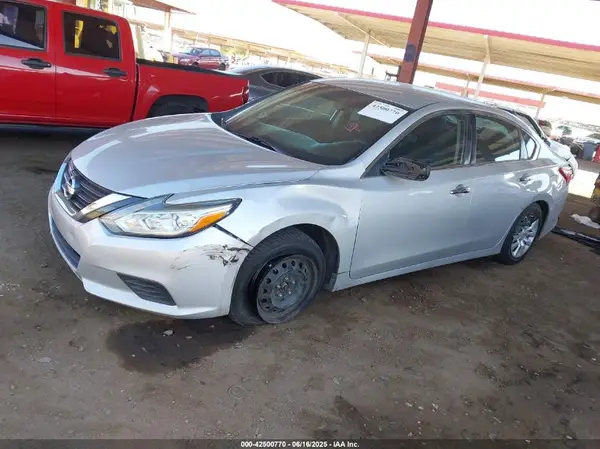 1N4AL3APXHN365816 2017 NISSAN ALTIMA - Image 2