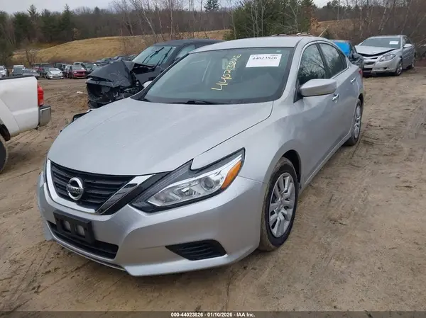 1N4AL3APXHN366304 2017 NISSAN ALTIMA - Image 2