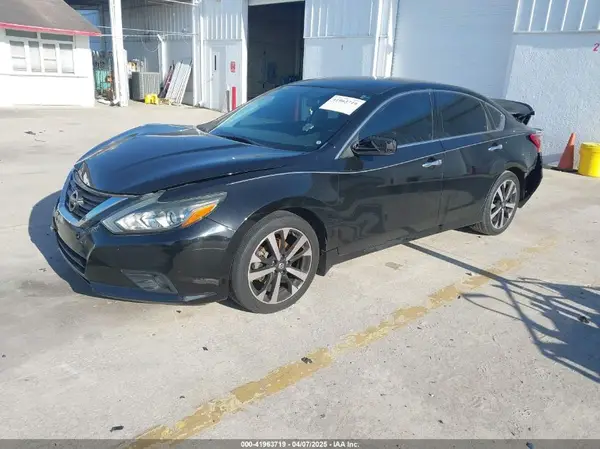 1N4AL3APXJC104316 2018 NISSAN ALTIMA - Image 2