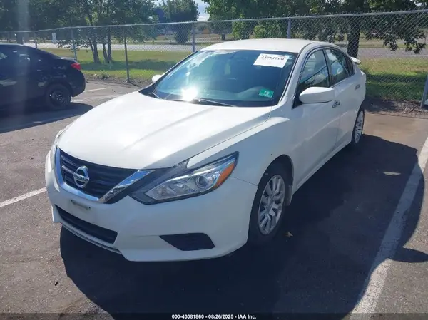 1N4AL3APXJC104834 2018 NISSAN ALTIMA - Image 2