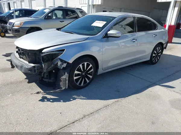 1N4AL3APXJC107149 2018 NISSAN ALTIMA - Image 2