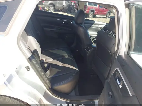 1N4AL3APXJC107149 2018 NISSAN ALTIMA - Image 8