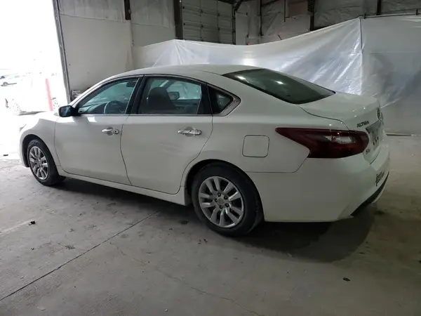 1N4AL3APXJC107863 2018 NISSAN ALTIMA - Image 2