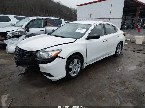 1N4AL3APXJC108754 2018 NISSAN ALTIMA - Image 2