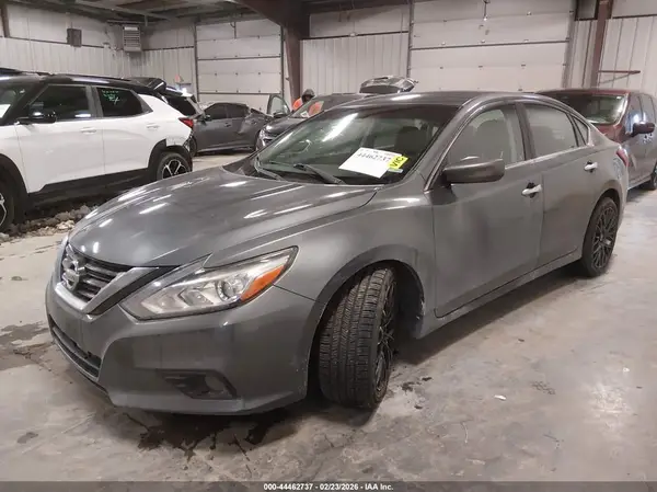 1N4AL3APXJC110410 2018 NISSAN ALTIMA - Image 2