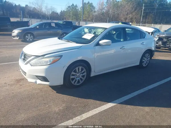1N4AL3APXJC110679 2018 NISSAN ALTIMA - Image 2