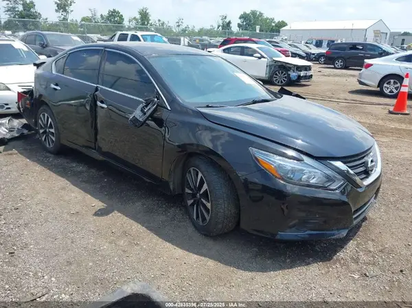 1N4AL3APXJC111900 2018 NISSAN ALTIMA - Image 1