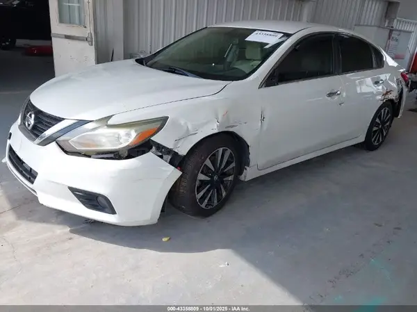 1N4AL3APXJC112996 2018 NISSAN ALTIMA - Image 2
