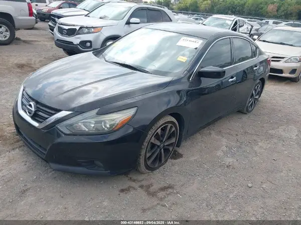 1N4AL3APXJC113534 2018 NISSAN ALTIMA - Image 2