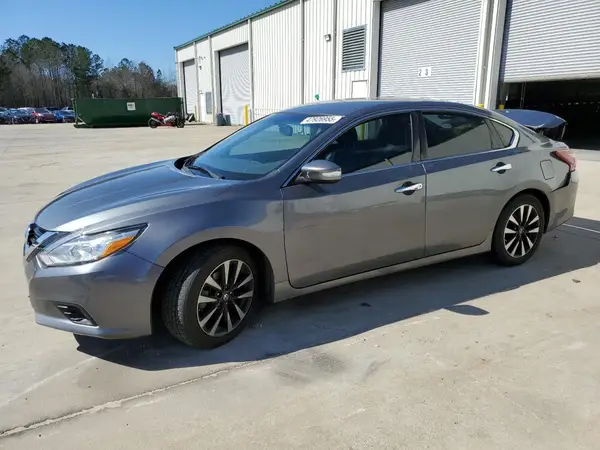 1N4AL3APXJC121262 2018 NISSAN ALTIMA - Image 1