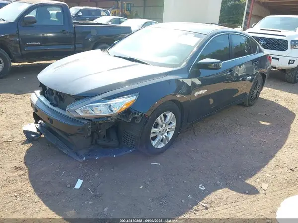 1N4AL3APXJC121438 2018 NISSAN ALTIMA - Image 2