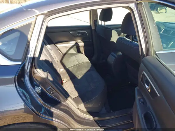 1N4AL3APXJC123447 2018 NISSAN ALTIMA - Image 8