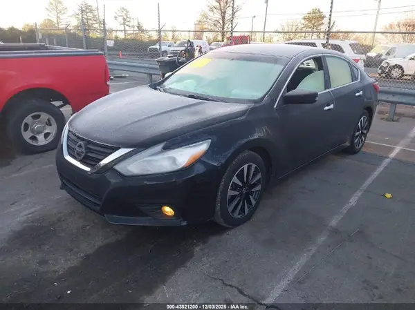 1N4AL3APXJC124114 2018 NISSAN ALTIMA - Image 2