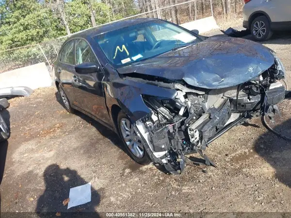 1N4AL3APXJC124436 2018 NISSAN ALTIMA - Image 1