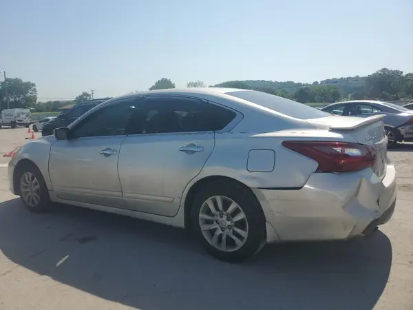 1N4AL3APXJC126946 2018 NISSAN ALTIMA - Image 2