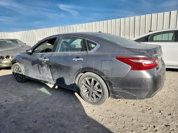 1N4AL3APXJC129331 2018 NISSAN ALTIMA - Image 2