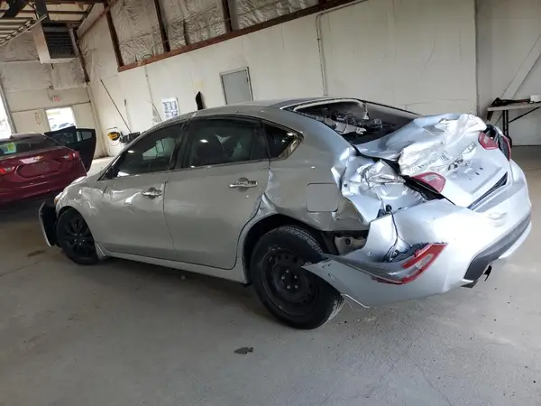 1N4AL3APXJC132729 2018 NISSAN ALTIMA - Image 2