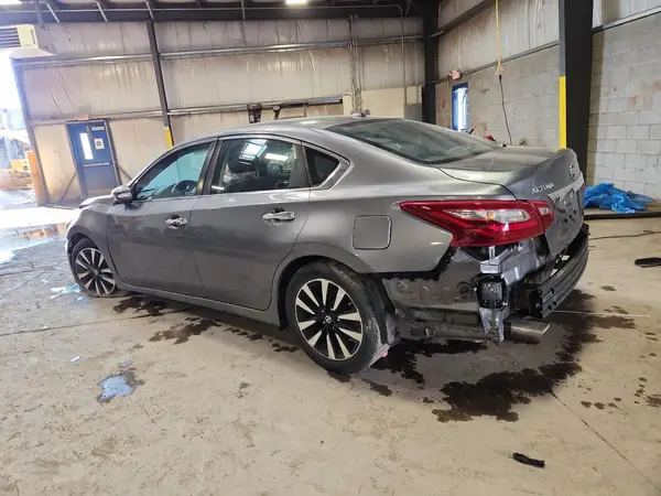 1N4AL3APXJC132875 2018 NISSAN ALTIMA - Image 2