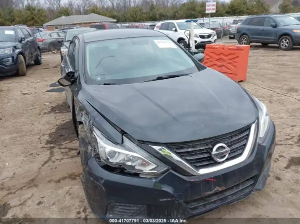 1N4AL3APXJC133203 2018 NISSAN ALTIMA - Image 1