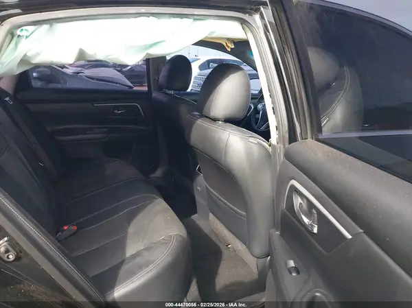 1N4AL3APXJC133234 2018 NISSAN ALTIMA - Image 8