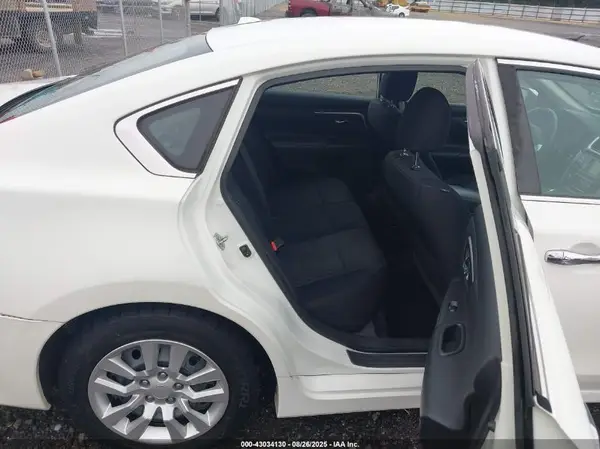 1N4AL3APXJC134559 2018 NISSAN ALTIMA - Image 8