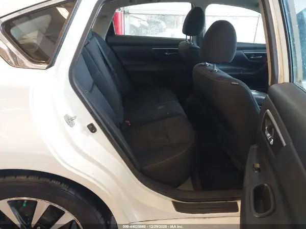 1N4AL3APXJC138045 2018 NISSAN ALTIMA - Image 8